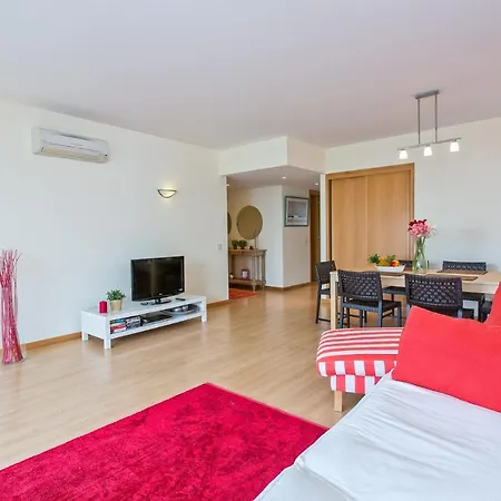 Dom Manuel Apartment *